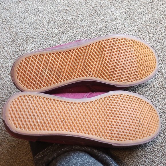 Maroon Vans - Picture 4 of 5